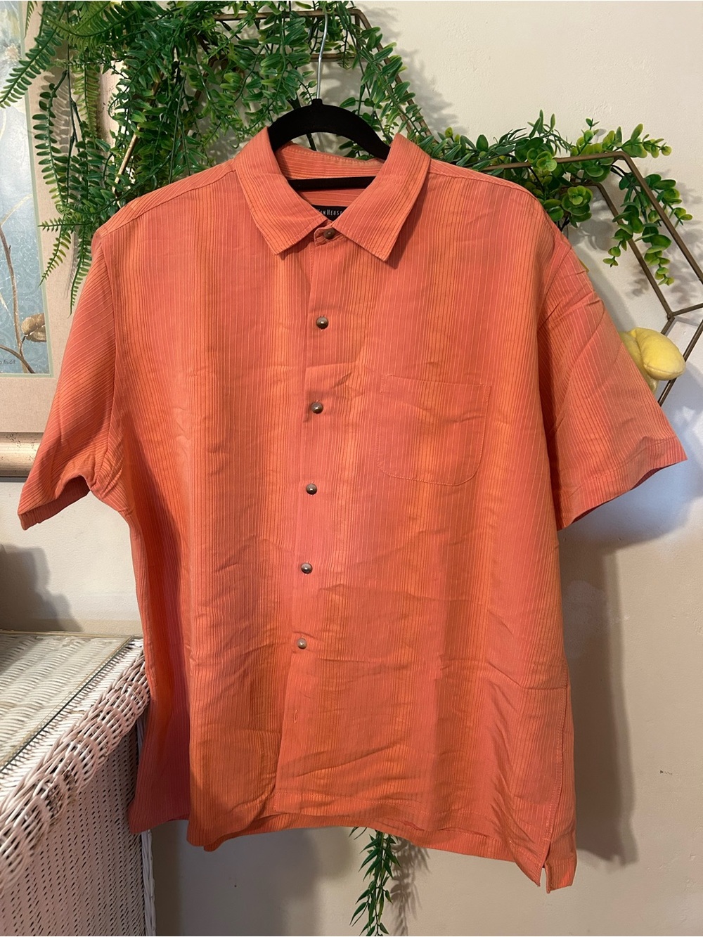 Van Heusen Men's Short-Sleeve Button-Up Shirt in Coral